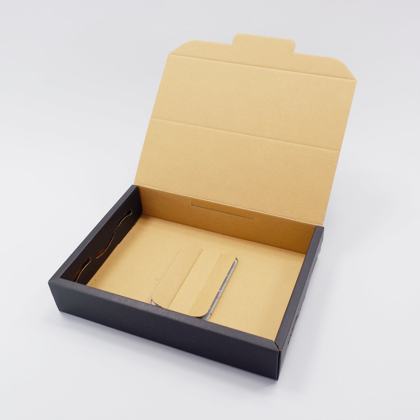 いちご用パック　いちごハンモックトレーの専用　化粧箱　黒